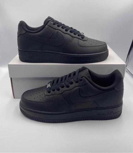 Buy & Sell Birstall Charnwood - Photos for Nike trainers