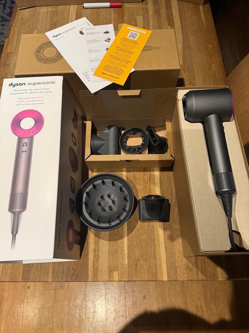 Buy & Sell Manchester City Centre Manchester - Photos for Dyson Supersonic Hairdryer - Pink