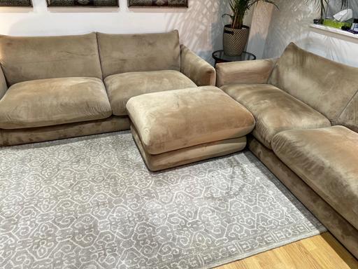 Buy & Sell North Kensington West London - Photos for Velvet mink sofa set with footstool
