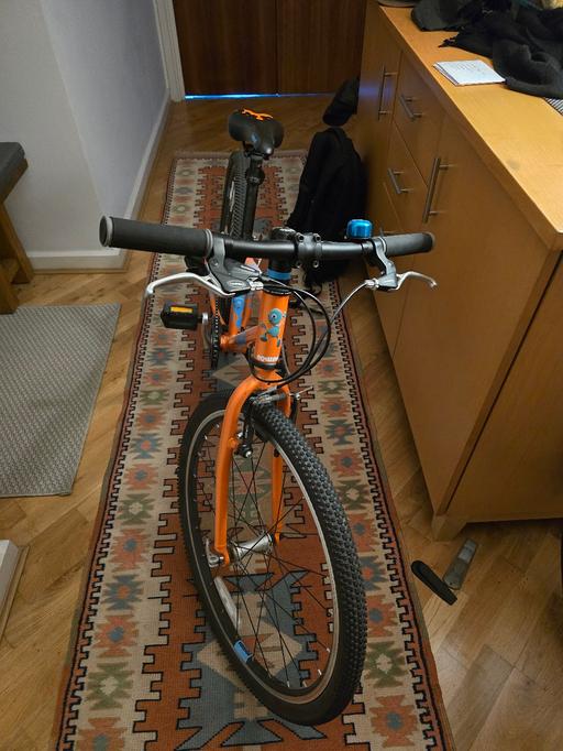 Buy & Sell Ravenscourt Park Station Hammersmith and Fulham - Photos for Squish child bike