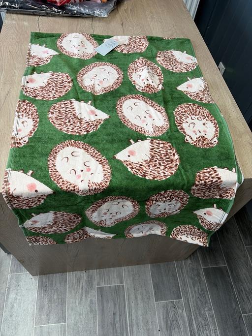 Buy & Sell Duckmanton Chesterfield - Photos for George home hand towel