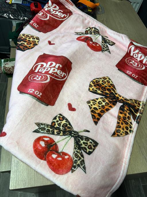 Buy & Sell Duckmanton Chesterfield - Photos for Girls fleece blanket