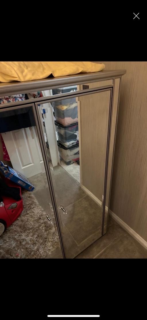 Buy & Sell Pitsea Basildon - Photos for Next Mirrored wardrobe