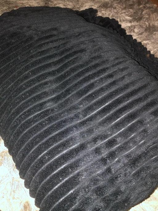 Buy & Sell Stow Heath Wolverhampton - Photos for Large fluffy blanket