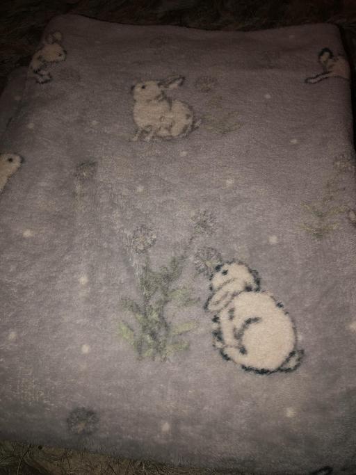 Buy & Sell Bilston Wolverhampton - Photos for Blanket