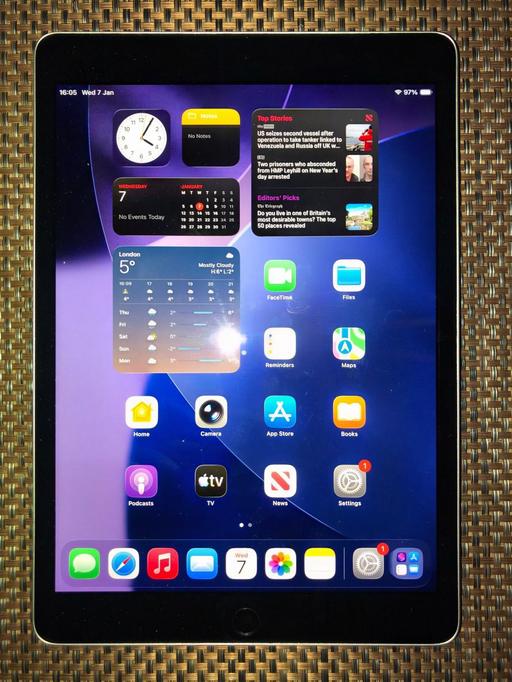 Buy & Sell Charlton North Hertfordshire - Photos for iPad 9th Generation 64GB