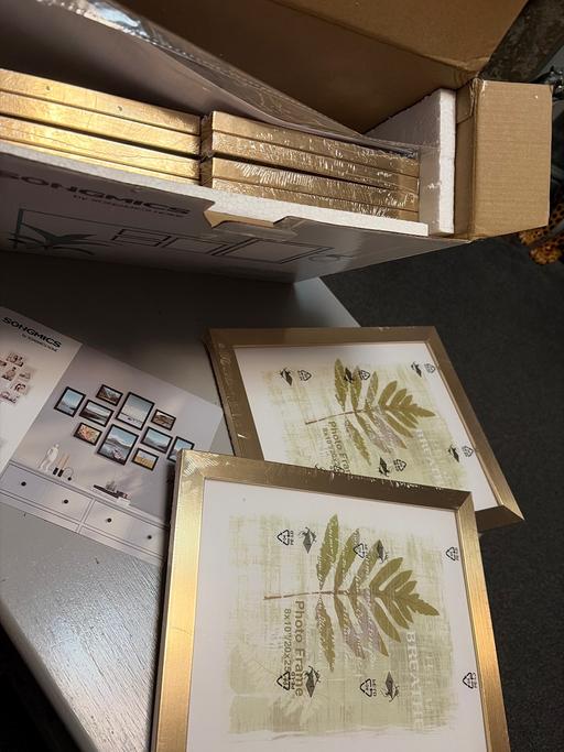 Buy & Sell Duckmanton Chesterfield - Photos for Songmics picture frames