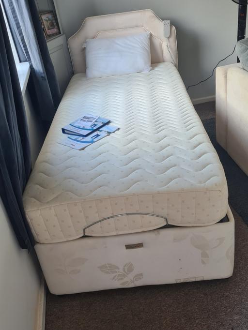 Buy & Sell Bartley Green Birmingham - Photos for single adjustable bed with massage mattress