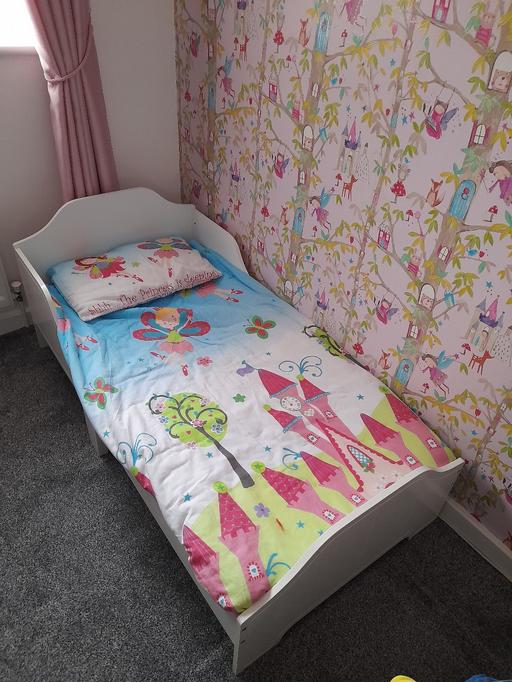 Buy & Sell Green Line Industrial Estate Mansfield - Photos for Toddlers bed and bedding
