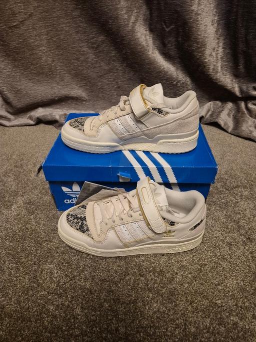 Buy & Sell Leicester Leicestershire - Photos for Adidas forum 84 low trainers BNIB size 5.5UK