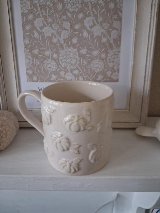 Buy & Sell Old Trafford Trafford - Photos for Stacey Solomon Embossed Mug