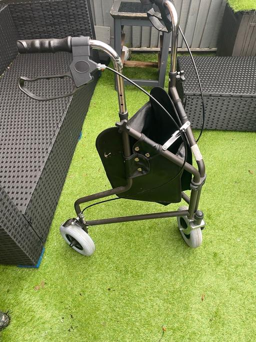 Buy & Sell Lower Clapton East London - Photos for Walking frame