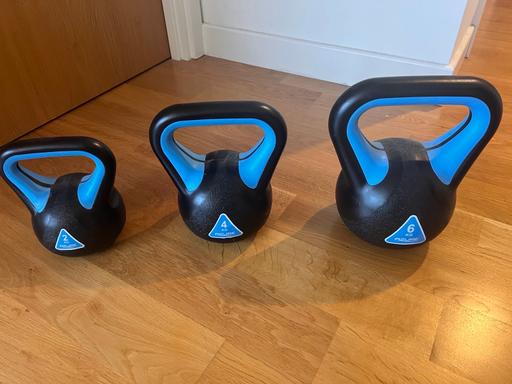Buy & Sell Tottenham Hale North London - Photos for Azure 2, 4, & 6kg Vinyl Kettlebell weight set