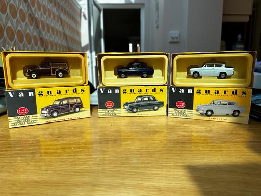 Buy & Sell Sidcup Bexley - Photos for Lledro and Corgi cars