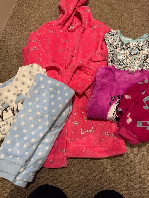 Buy & Sell New Eltham South East London - Photos for Girls nightwear bundle 8-9 years