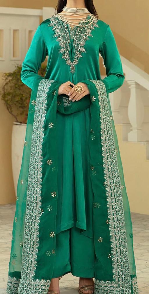 Buy & Sell Goodmayes East London - Photos for Vanya pak designer dress size medium 3pcs