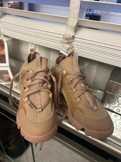 Buy & Sell Pitsea Basildon - Photos for Ladies trainers