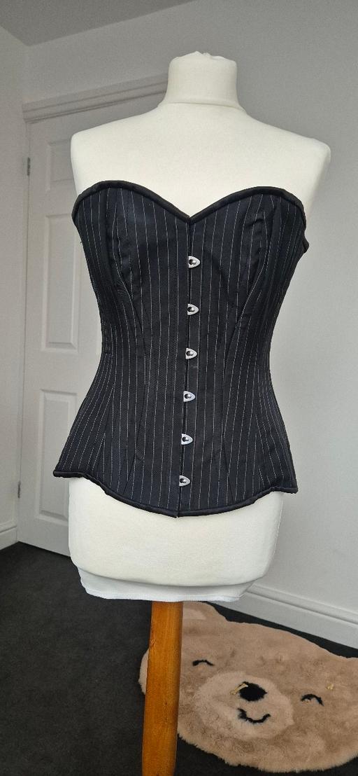 Buy & Sell Chase Cross East London - Photos for Black Pinstripe Steel-Boned Corset