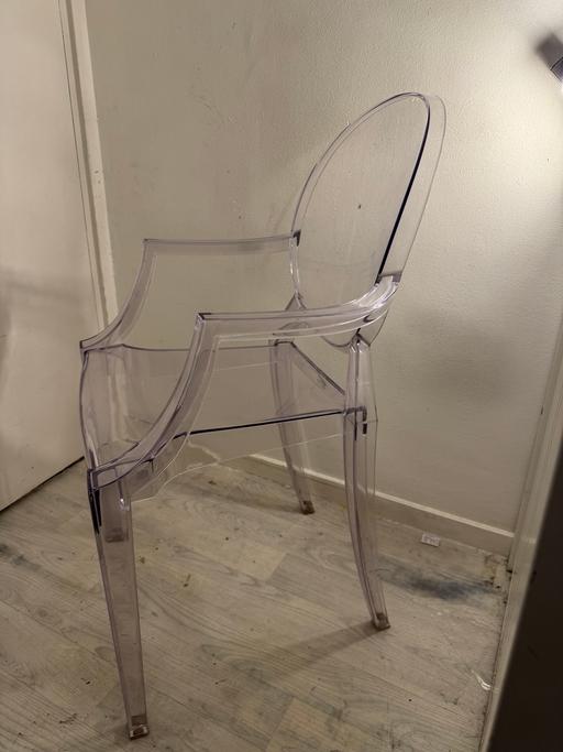 Buy & Sell Brixton South East London - Photos for Chair