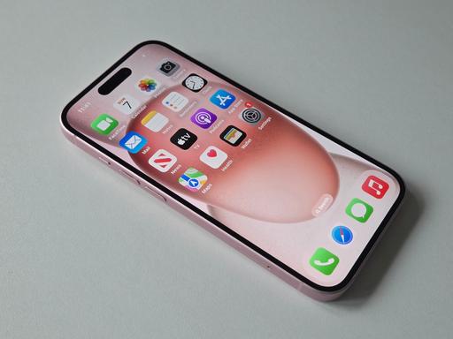 Buy & Sell Wakefield City Centre Wakefield - Photos for iPhone 15