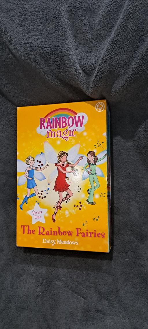 Buy & Sell Sutton Coldfield Birmingham - Photos for Rainbow Magic Set of books