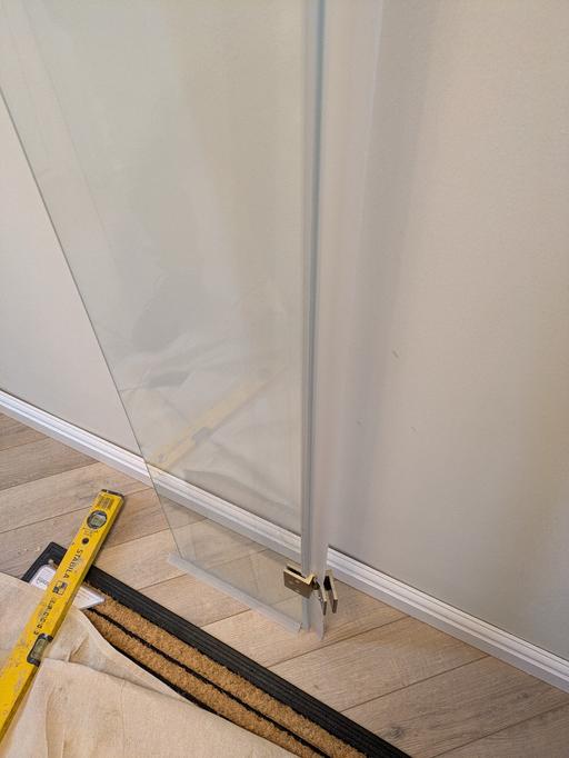 Buy & Sell Hasbury Dudley - Photos for Flipper shower panel with brushed brass hinge