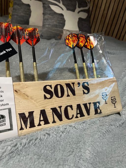 Buy & Sell Kimberworth Rotherham - Photos for Darts / holder