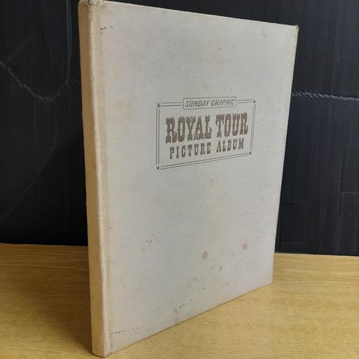 Buy & Sell Preston South Ribble - Photos for ROYAL TOUR BOOK 1954