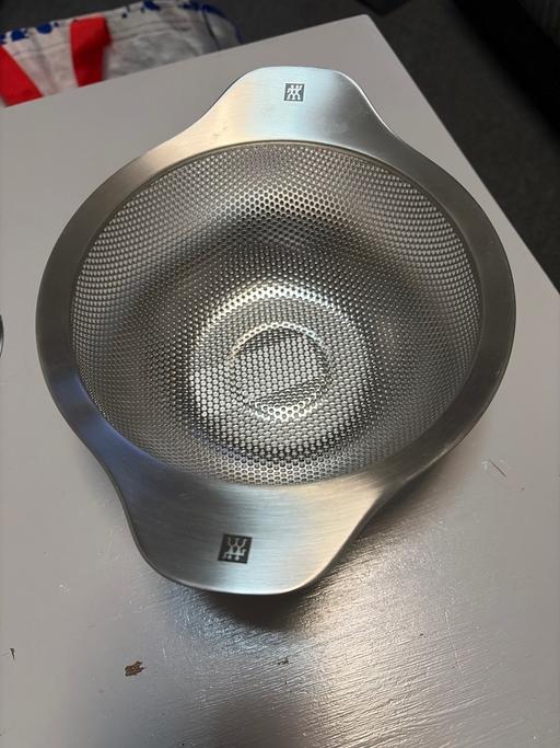 Buy & Sell Duckmanton Chesterfield - Photos for Zwilling strainer