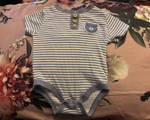 Buy & Sell Walworth South East London - Photos for Baby boy blue & white baby grow 3-6 months