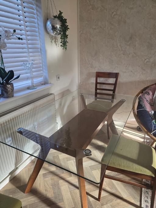Buy & Sell Rhydyfelin Rhondda Cynon Taf - Photos for Large rectangular glass dining table with lig