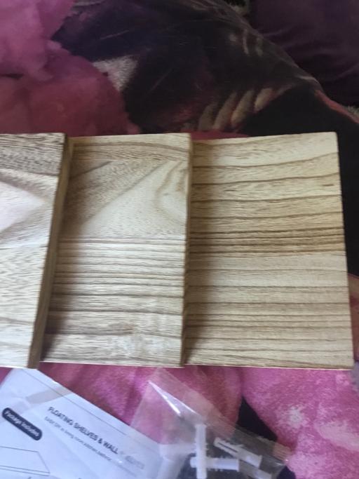 Buy & Sell Bentley Walsall - Photos for 4 wooden shelves brand new