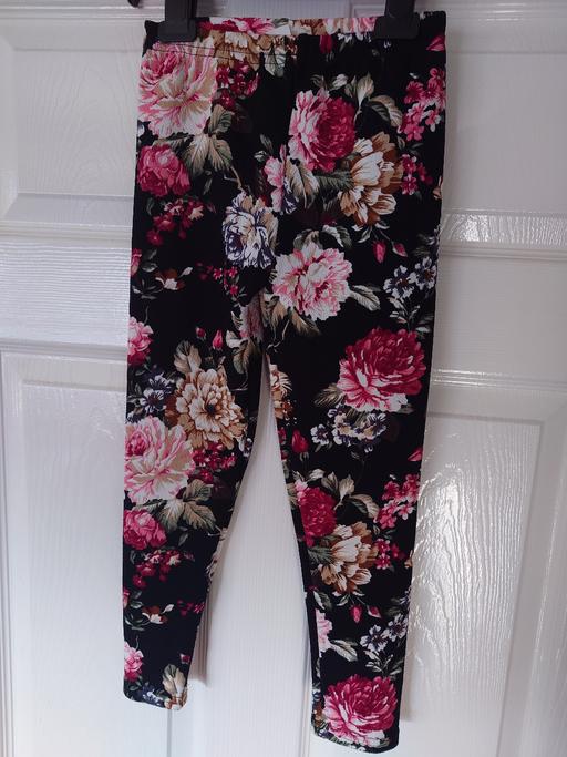 Buy & Sell Woodthorpe Charnwood - Photos for Girls floral shein trousers size 6 years