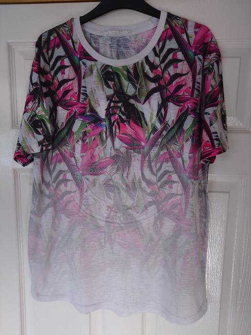 Buy & Sell Woodthorpe Charnwood - Photos for Mens floral top size large