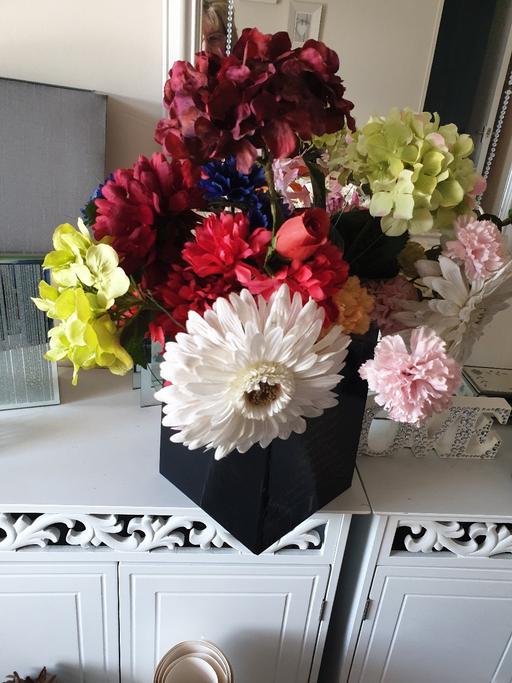 Buy & Sell Kings Norton Birmingham - Photos for Box mixed artificial flowers