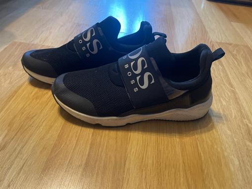 Buy & Sell Tipton Sandwell - Photos for Hugo boss girls trainers size 3.5