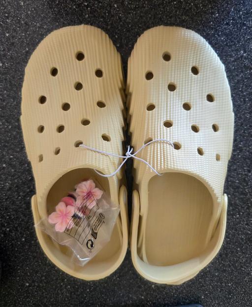 Buy & Sell Westgate-on-Sea Thanet - Photos for SOFT CROC LIKE SHOES