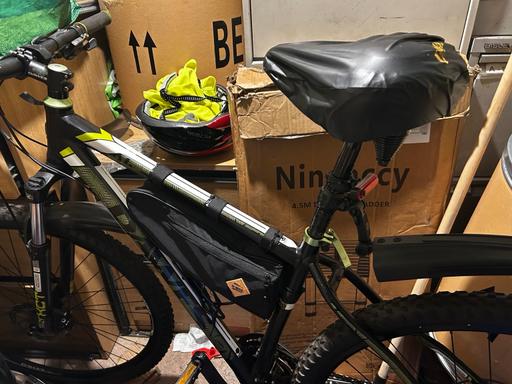 Buy & Sell Codsall South Staffordshire - Photos for XCT suntour XC24d29” mountain bike