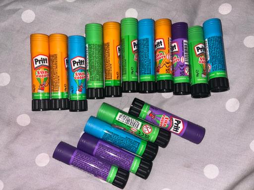 training Dagenham Barking and Dagenham - Photos for Fun colour pritt sticks 10g