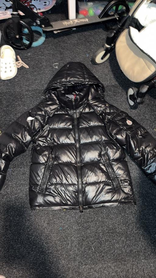 Buy & Sell South Hackney East London - Photos for moncler jacket