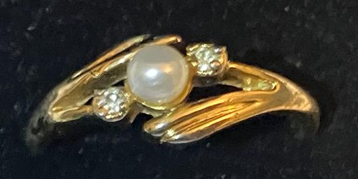 Buy & Sell Yeovil Somerset - Photos for Ladies 18ct gold plate cubic zirconia ring