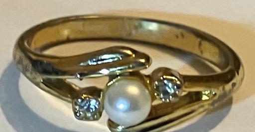 Buy & Sell Yeovil Somerset - Photos for Ladies 18ct gold plate cubic zirconia ring