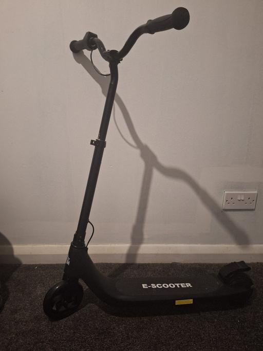 Buy & Sell Chalgrave Central Bedfordshire - Photos for E scooter