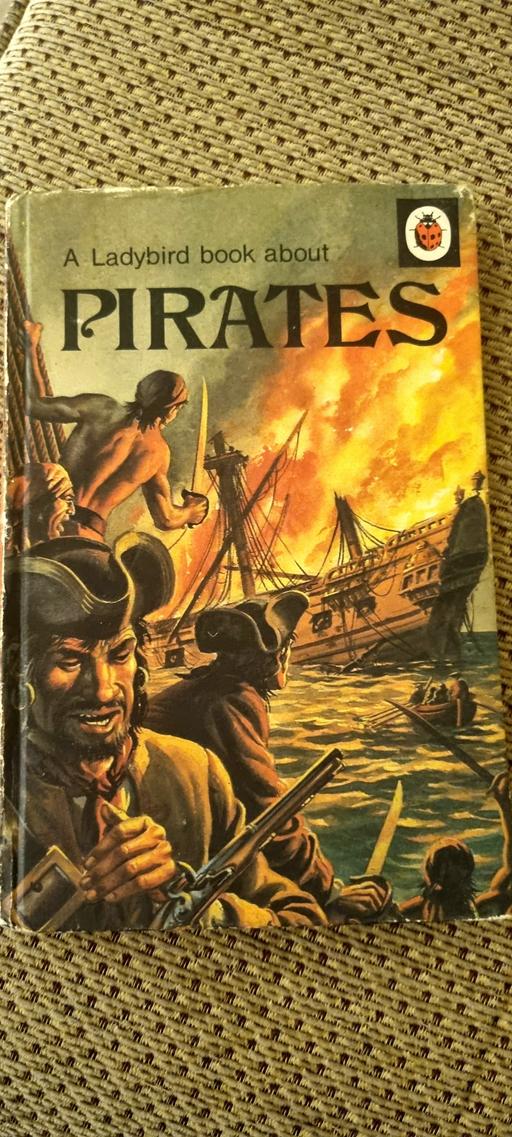 Buy & Sell Ashfield Nottinghamshire - Photos for Ladybird Pirates Book