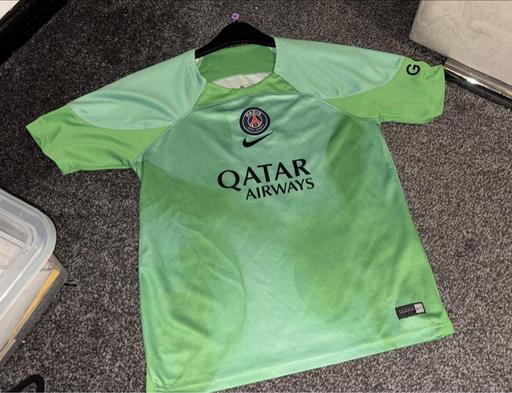 Buy & Sell Brierley Hill Dudley - Photos for Football top size 12-14 years ❣️