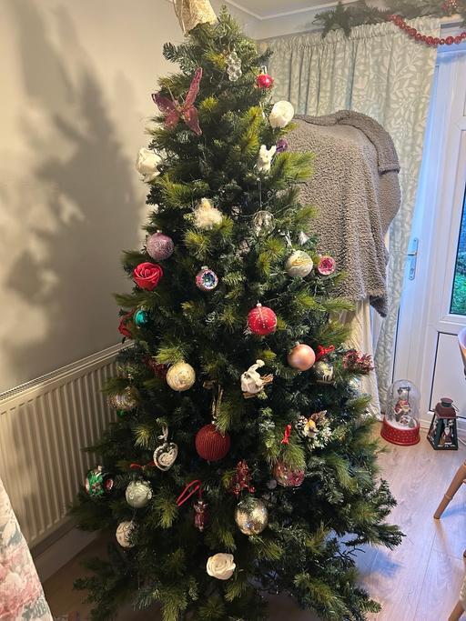 Buy & Sell Whitton Richmond upon Thames - Photos for Christmas tree