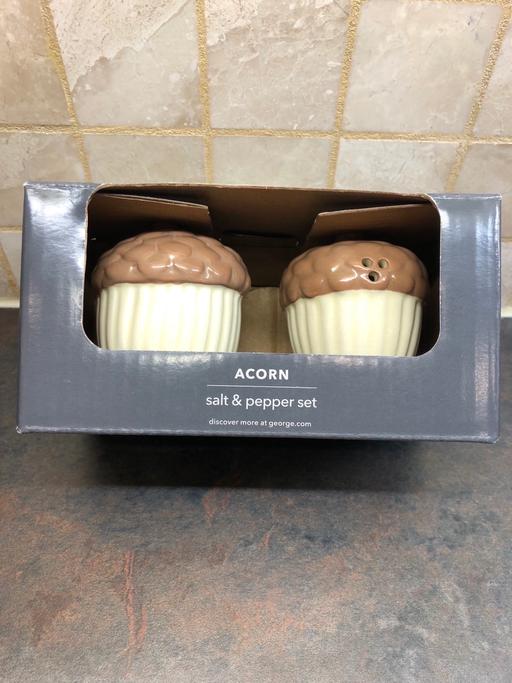 Buy & Sell Liverpool Knowsley - Photos for Woodland Acorn Salt and Pepper Set