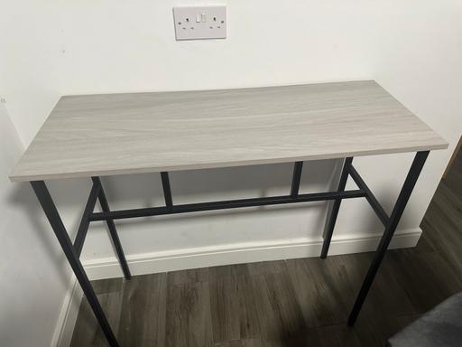 Buy & Sell Sheldon Birmingham - Photos for Break fast bar table and chairs