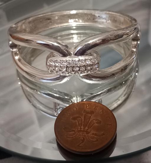 Buy & Sell Thatto Heath Saint Helens - Photos for heavy silver plated gemstone hinged bangle