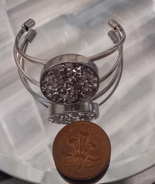 Buy & Sell Thatto Heath Saint Helens - Photos for heavy silver plated crystal gemstone bangle